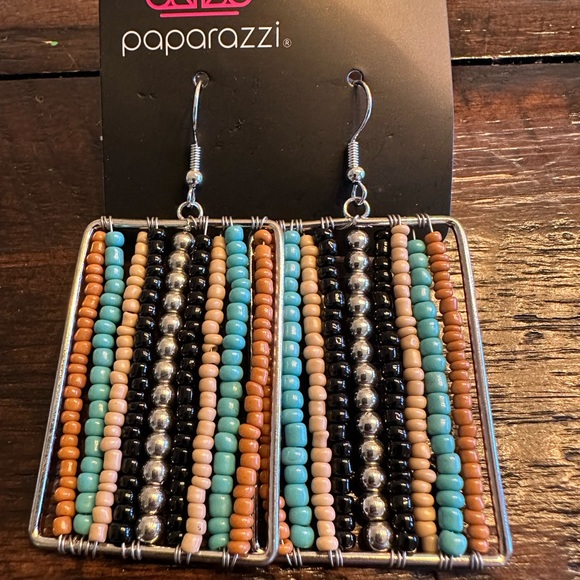 Beadwork Wonder Black Earrings - Picture 3 of 3